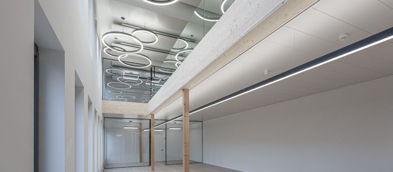 Büro 02.1 – untere Bürofläche mit Galerie oben